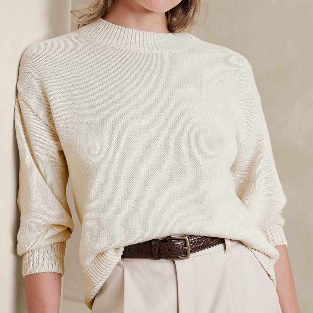 (SOLD) Banana Republic Ivory Volume Sleeve Knit Sweater
